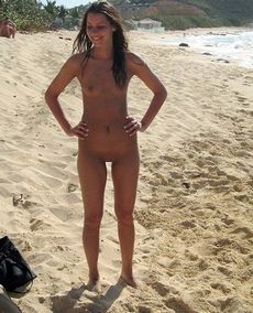 Sunbathing nudists photos, mature women with no
